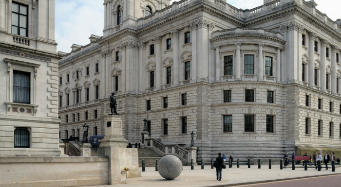 major advice review 700x385